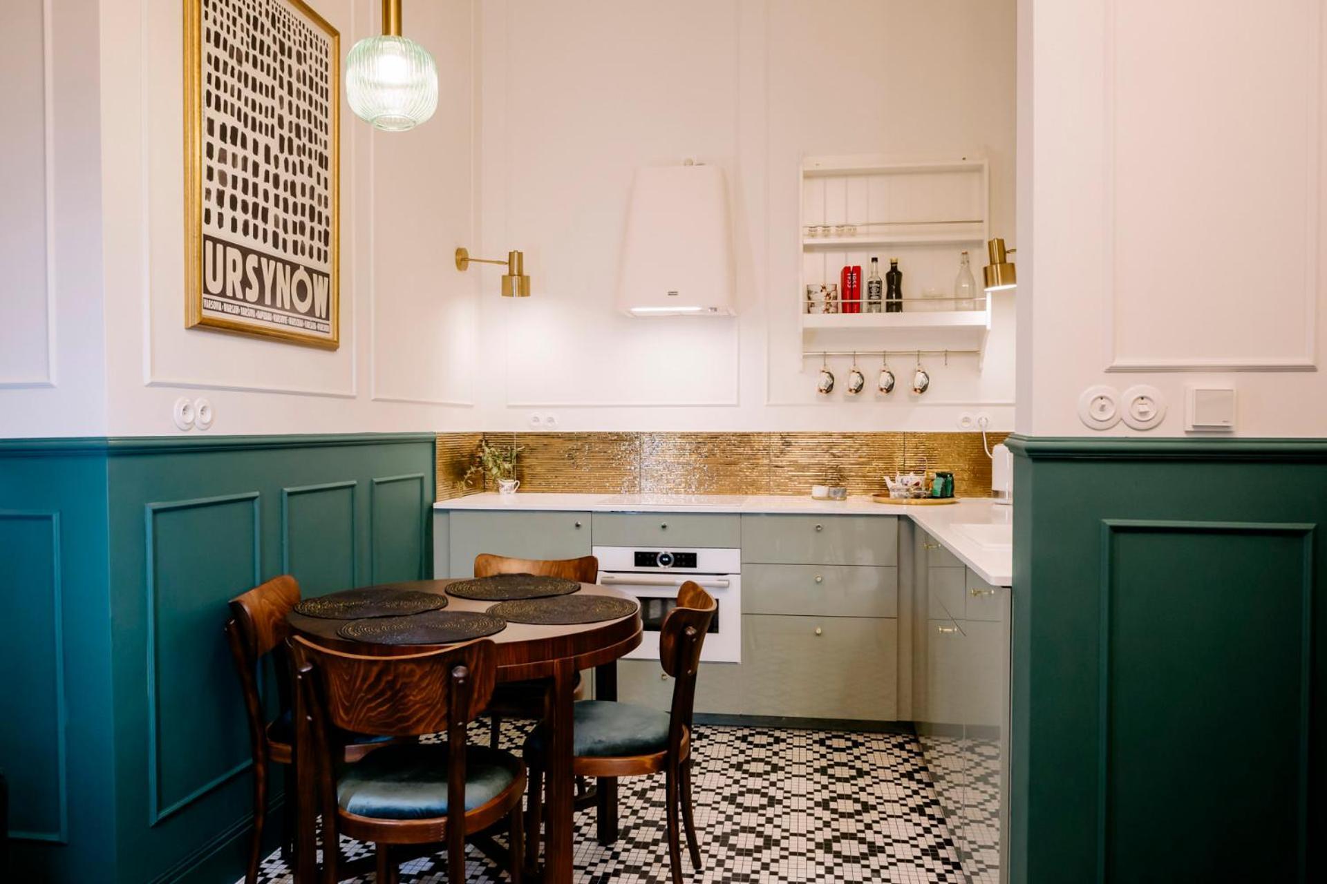 French Touch: Romantyczny Apartament W Kamienicy Varšava Exteriér fotografie